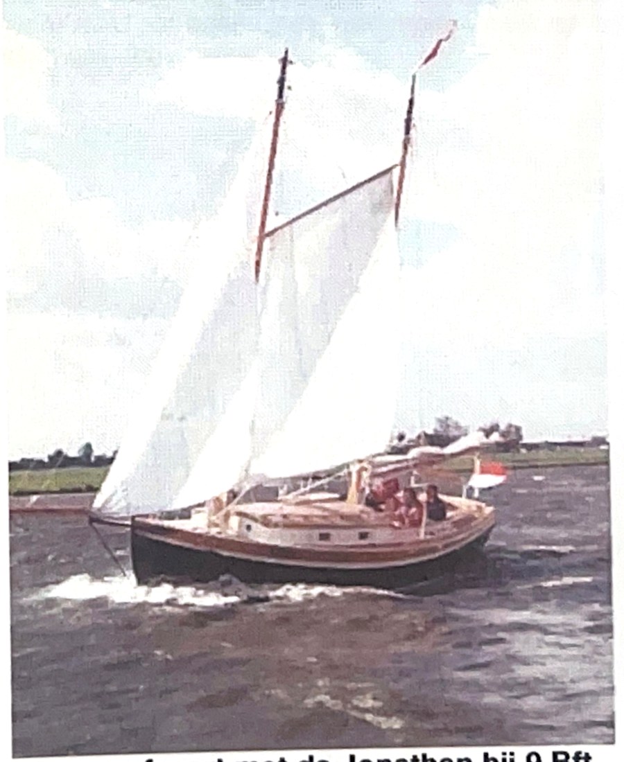 De proefvaart met de Jonathan bij windkracht 9 op het Sneekermeer